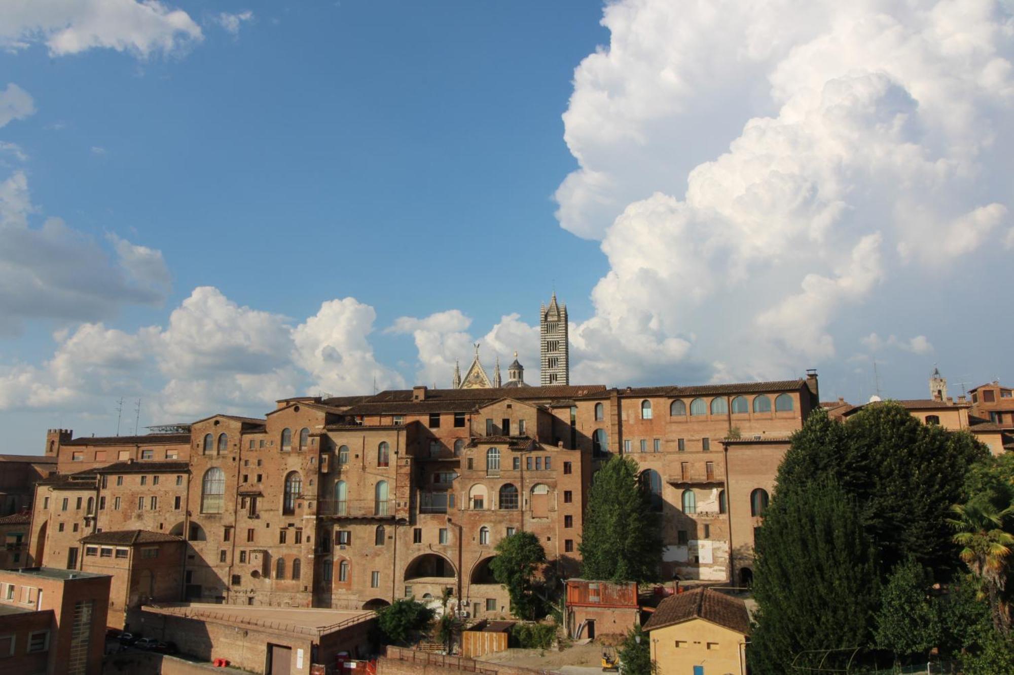 The View Lägenhet Siena Exteriör bild
